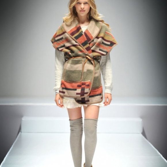 Aritzia Wilfred Free Wrap Vest Jacket - Picture 5 of 10